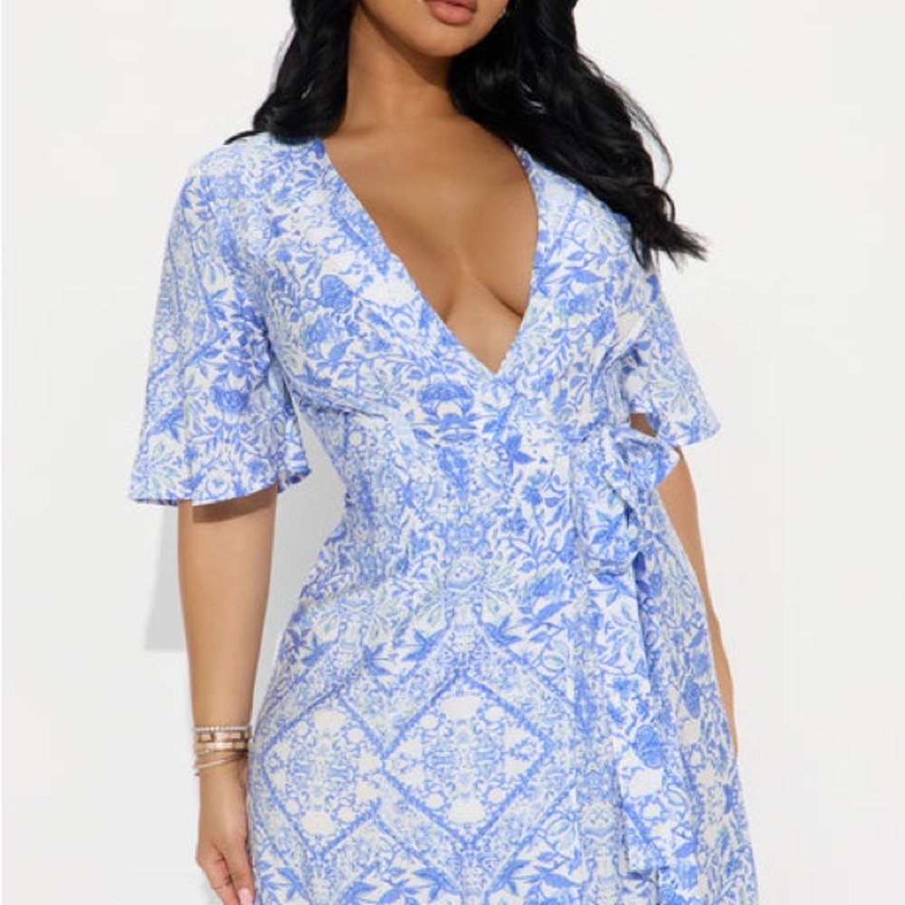 Fashion Nova Blue and White Patterned Dress